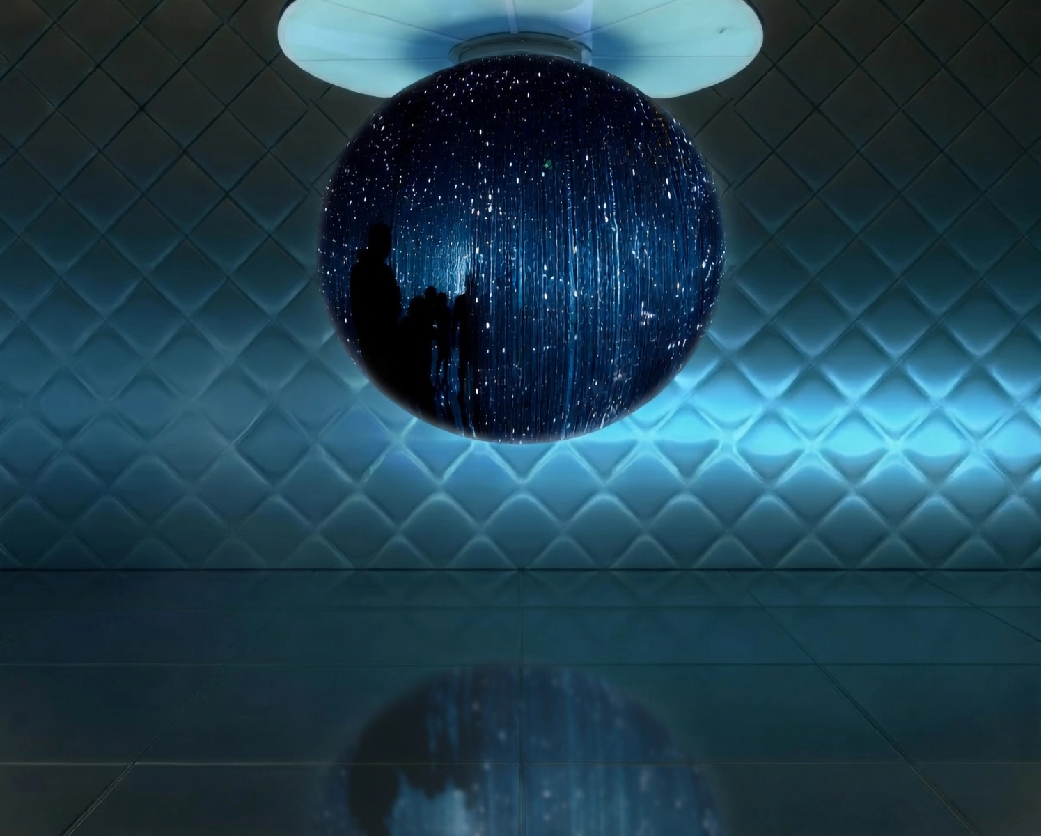 ORA XL — écran sphérique interactif
