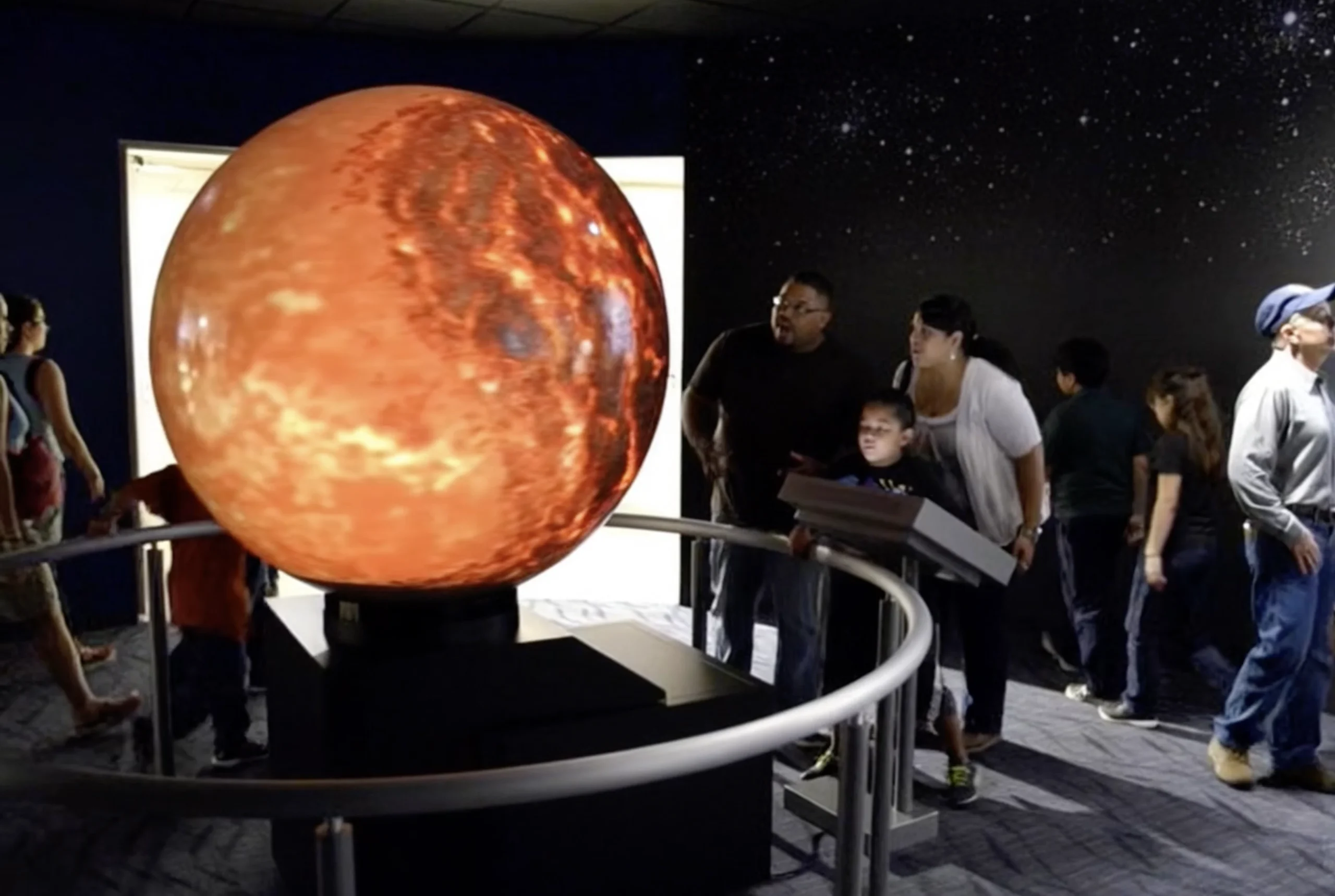 Sphère interactive ORA XL en fonctionnement