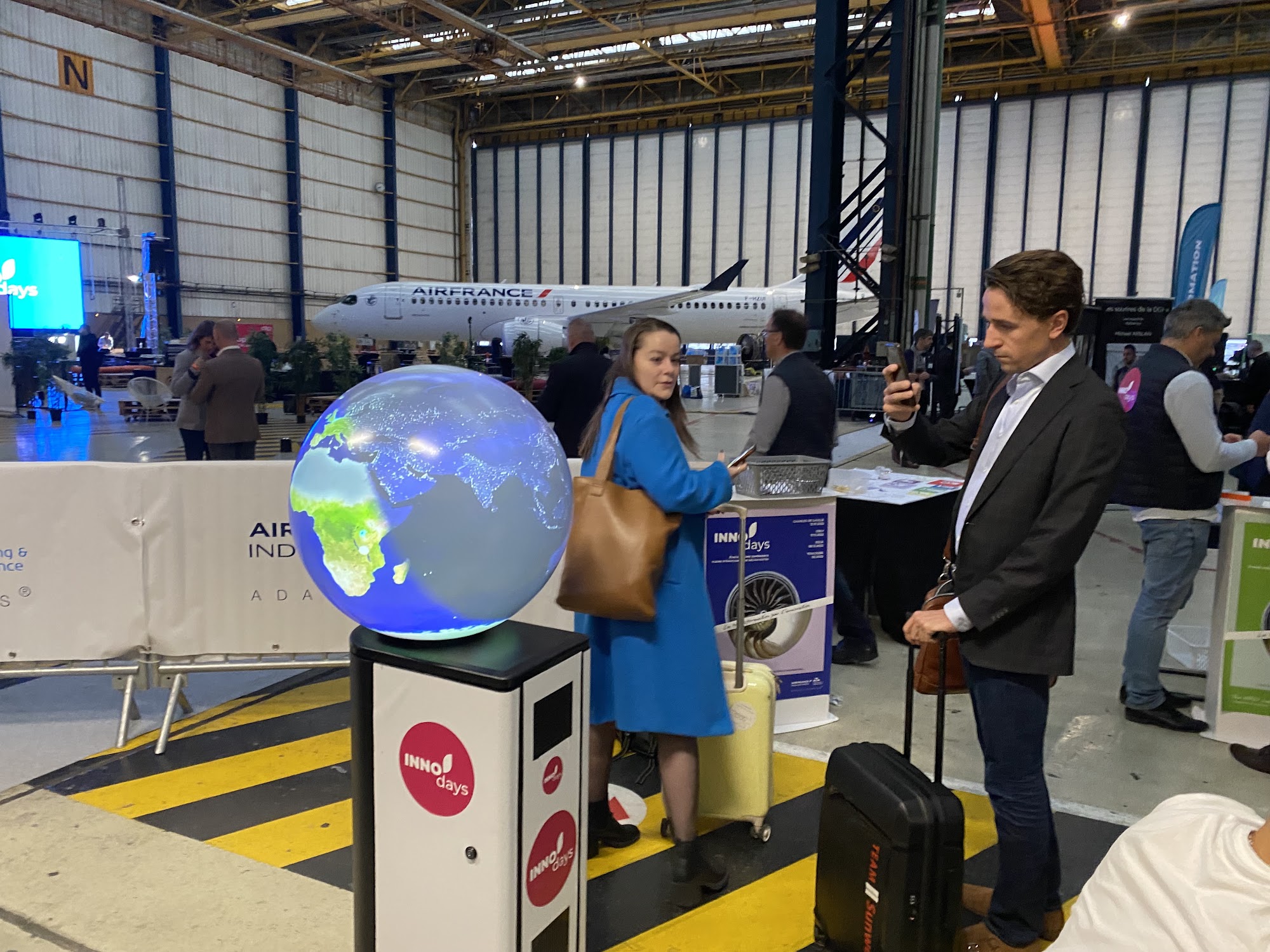 ORA-Sphäre im Büro des CEO von Air France
