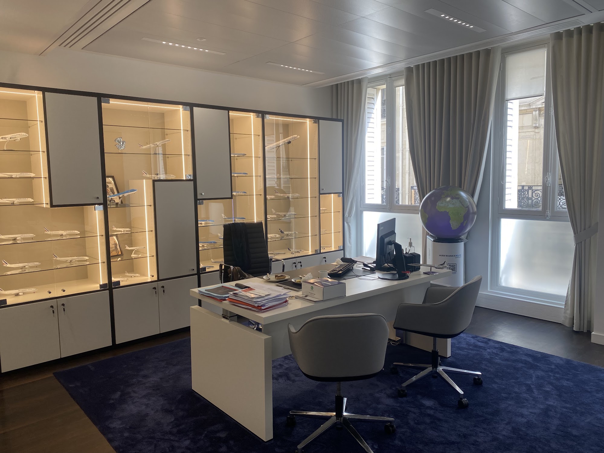 ORA-Sphäre im Büro des CEO von Air France