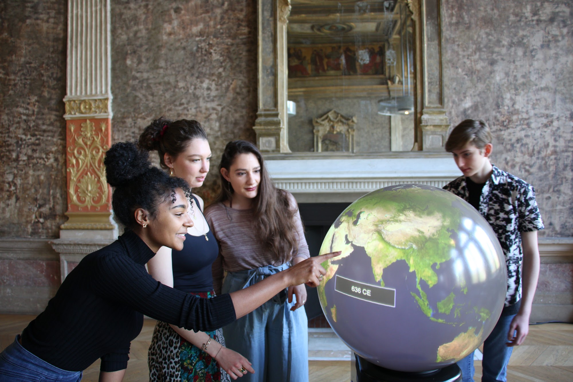 ORA sphere within the scenography of the Shiny Gold exhibition